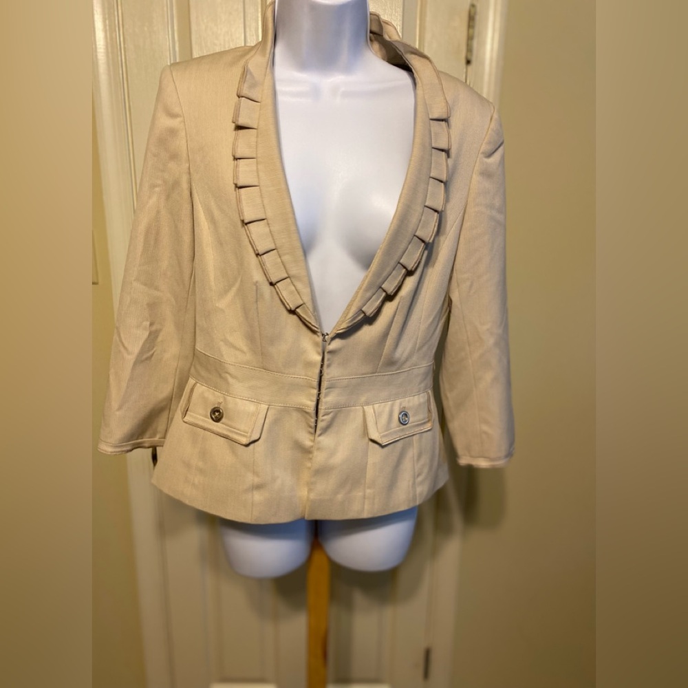 WHITE/BLACK - Elegant Thin Striped Cream 3/4 Sleeves Women's Blazer, Size: 6